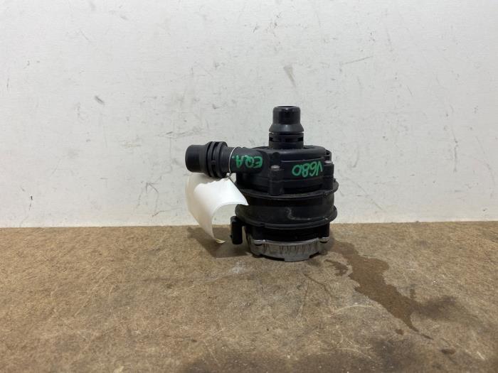 Wasserpumpe Mercedes EQA