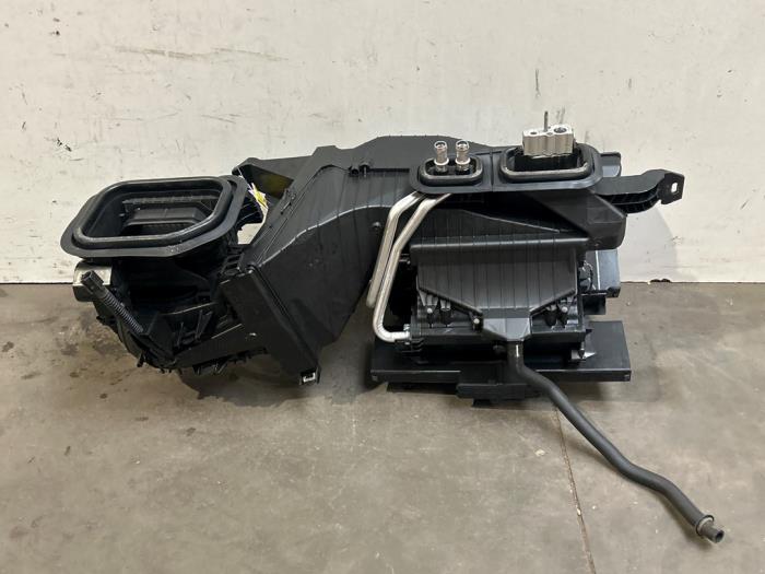 Cuerpo de calefactor Mercedes Sprinter
