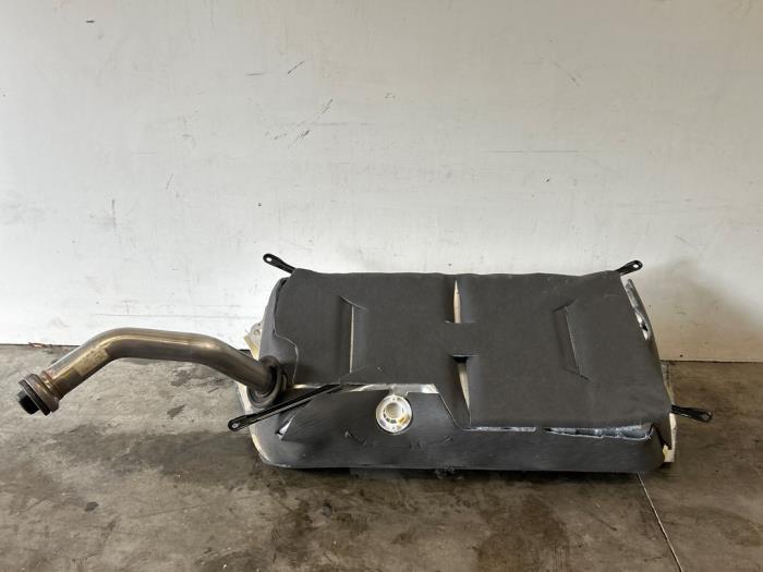 Tank Mercedes S-Klasse