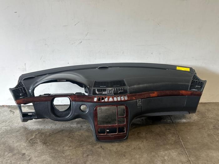 Dashboard Mercedes S-Klasse