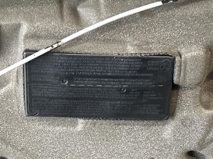 Puerta de 4 puertas derecha detrás Mercedes S-Klasse