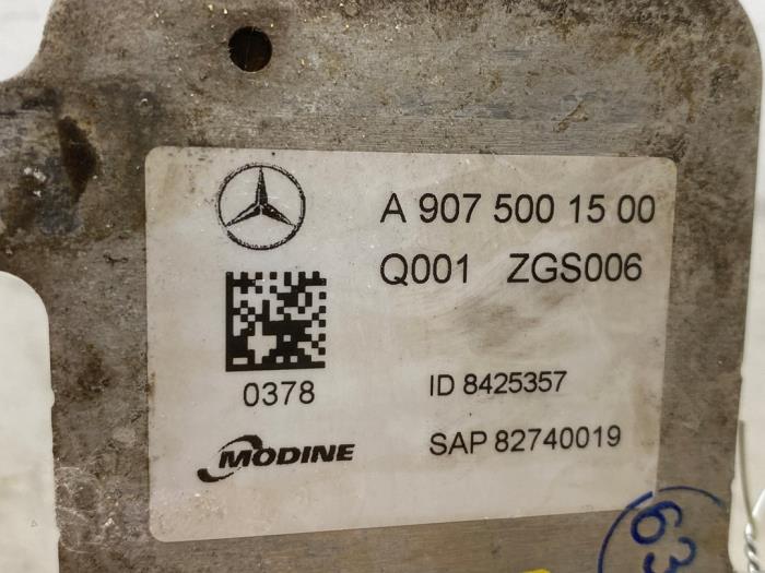 Chlodnica oleju Mercedes Sprinter