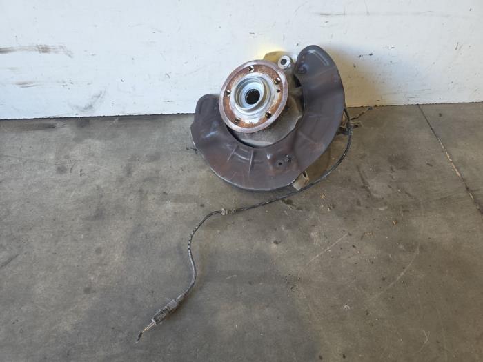 Achsschenkel links vorne Mercedes CLA
