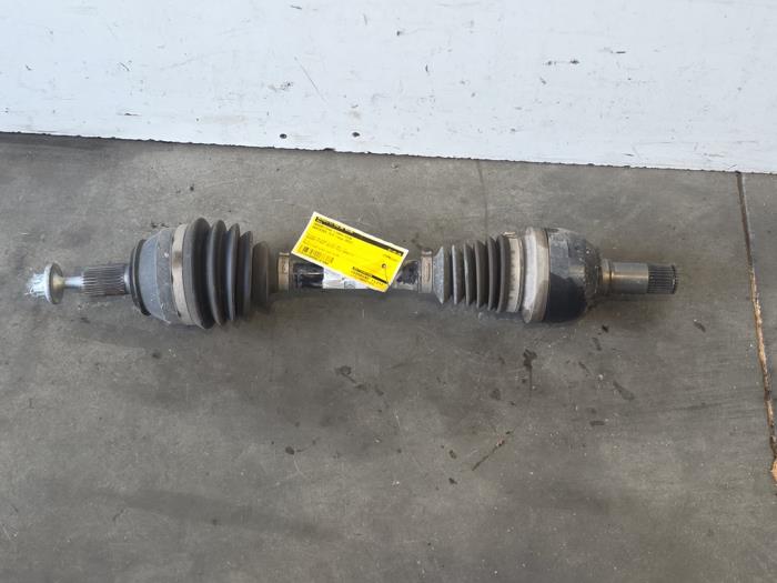Eje de transmisión izquierda delante Mercedes CLA