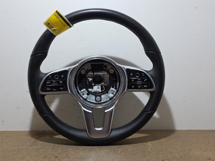 Volant Mercedes CLA