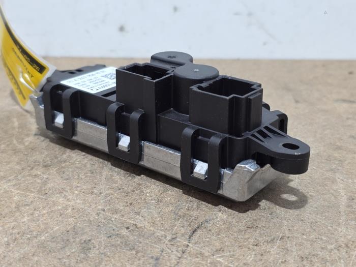 Heater resistor Mercedes CLA