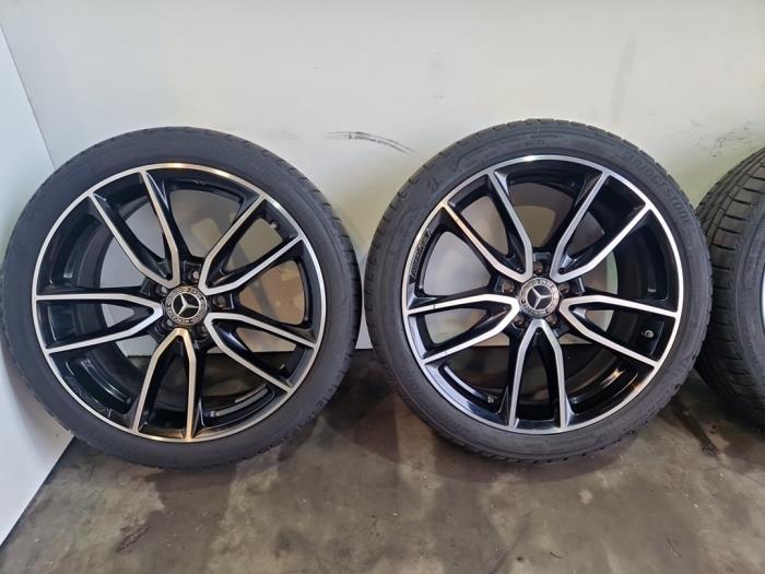 Jeu de jantes sport + pneus Mercedes A-Klasse