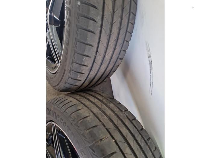 Sportfelgensatz + Reifen Mercedes GLB-Klasse