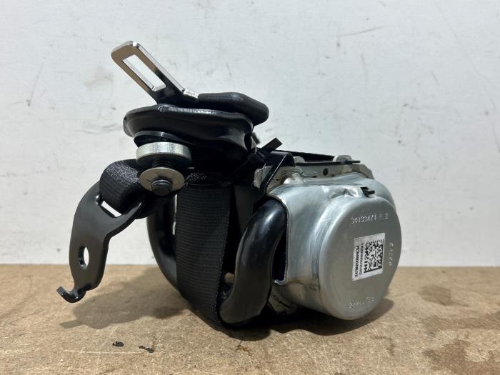 Rear seatbelt, left Mercedes EQB