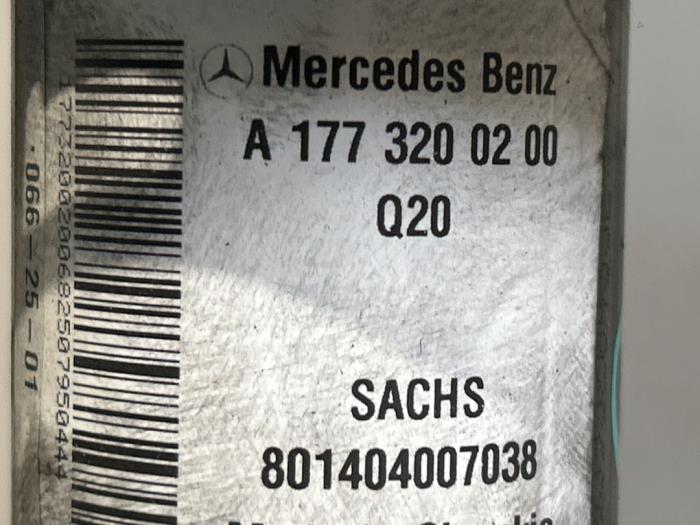 Joint avant droit Mercedes CLA