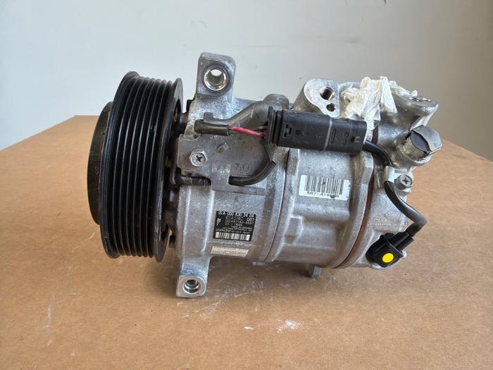 Pompe clim Mercedes CLA
