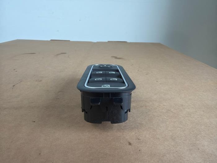 Interruptor combinado de ventanillas Mercedes CLA