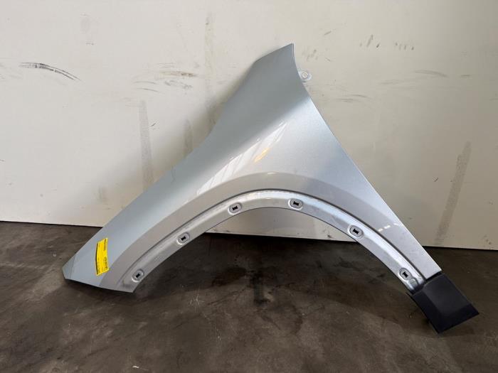 Protector izquierda delante Mercedes GLA