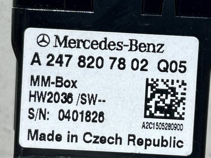 Connexion multimédia Mercedes CLA