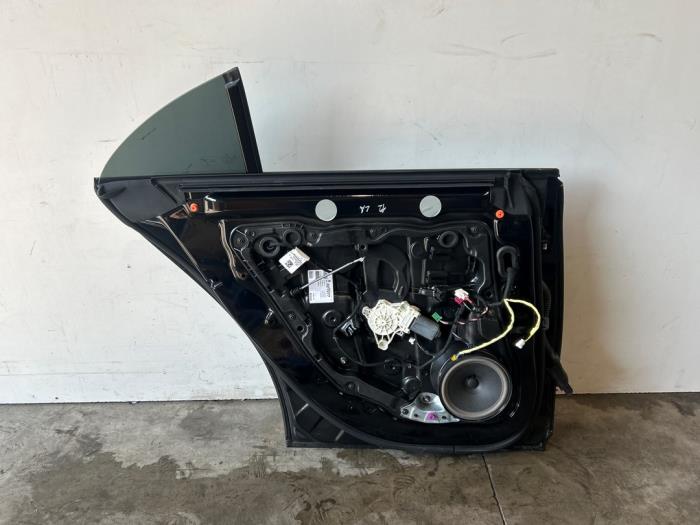 Portier 4Deurs links-achter Mercedes CLA