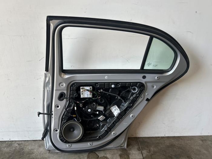 Rear door 4-door, right Mercedes A-Klasse