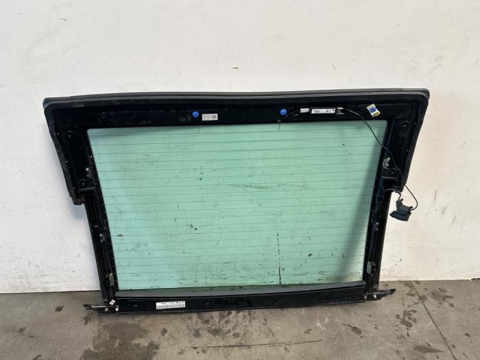 Ruit achter Mercedes SL