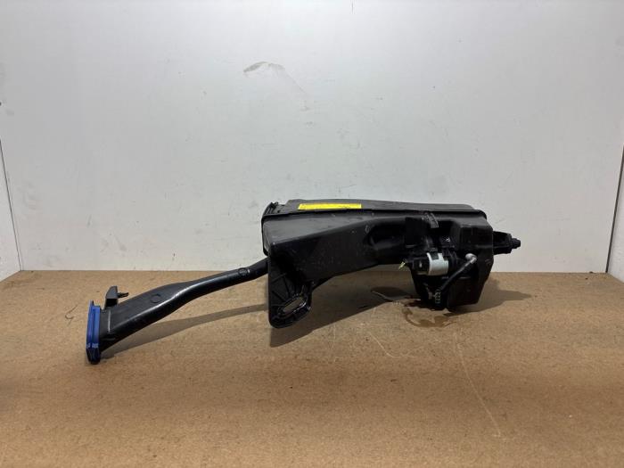Front windscreen washer reservoir Mercedes GLC-Klasse