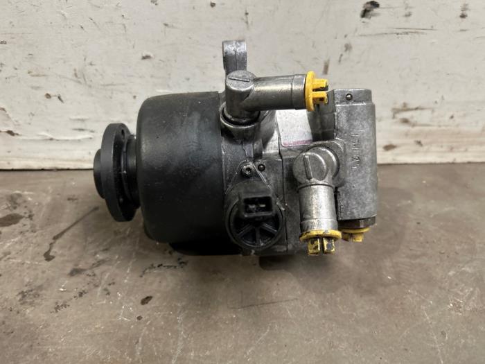 Power steering pump Mercedes CL