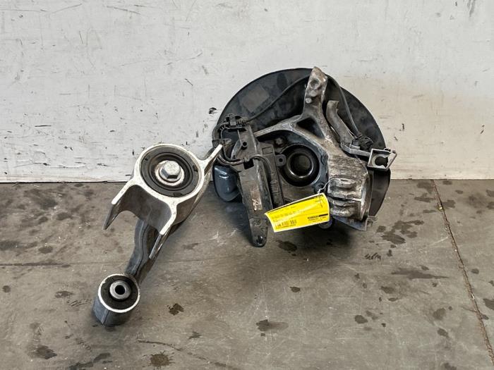 Knuckle, front left Mercedes CLA