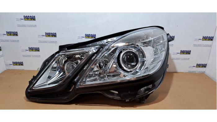Reflektor lewy Mercedes E-Klasse