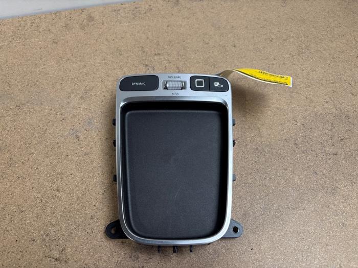 Panneau commande radio Mercedes CLA
