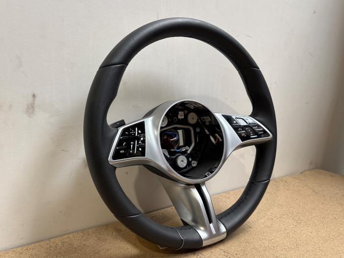 Volant Mercedes CLA