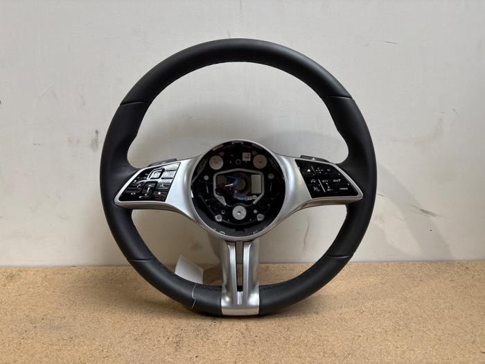 Volant Mercedes CLA