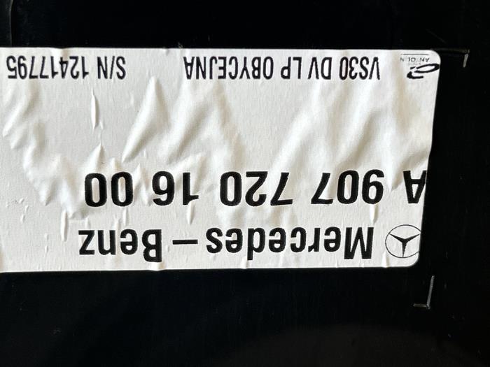 Türverkleidung 2-türig links Mercedes Sprinter