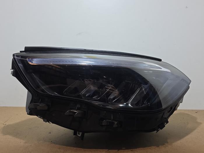 Scheinwerfer links Mercedes GLA