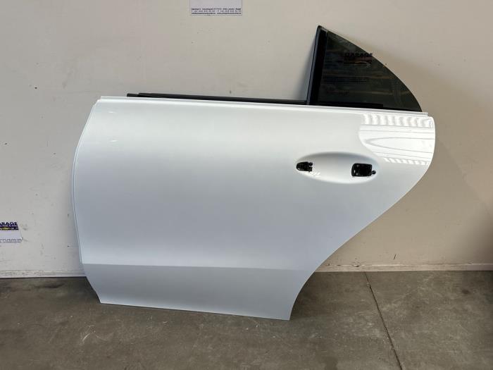 Portier 4Deurs links-achter Mercedes CLA