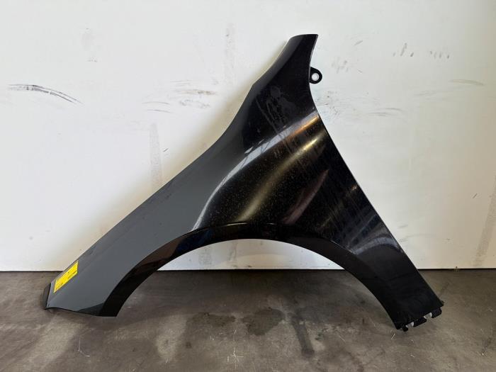 Front wing, left Mercedes CLA