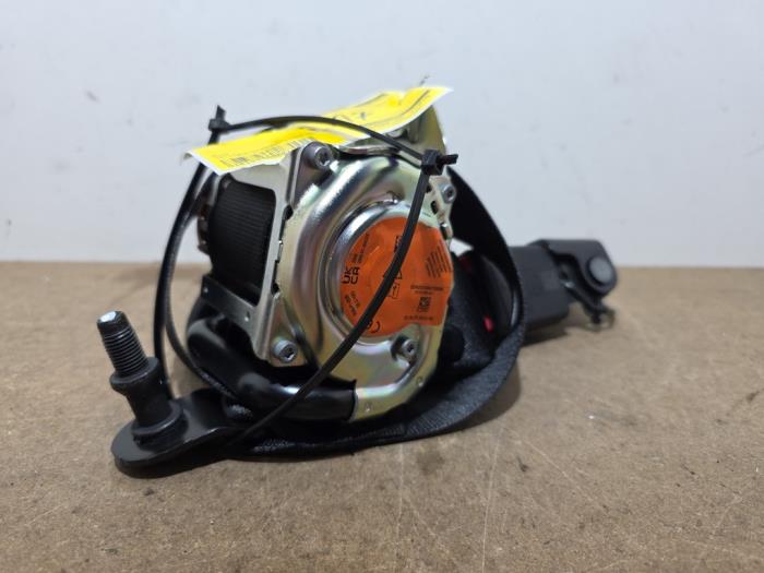 Cinturón de seguridad izquierda delante Mercedes CLA