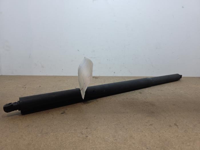 Set of tailgate gas struts Mercedes CLA