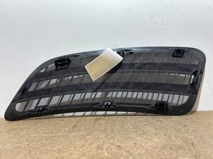 Rejilla de aire capó derecha Mercedes Sprinter