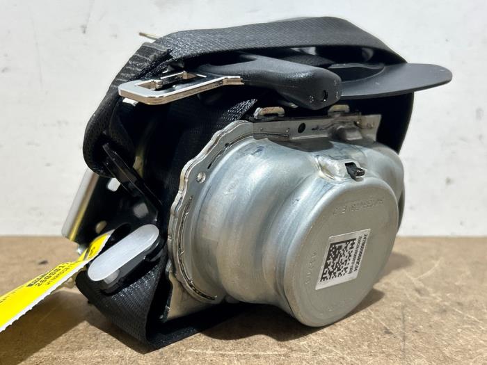 Rear seatbelt, left Mercedes EQB