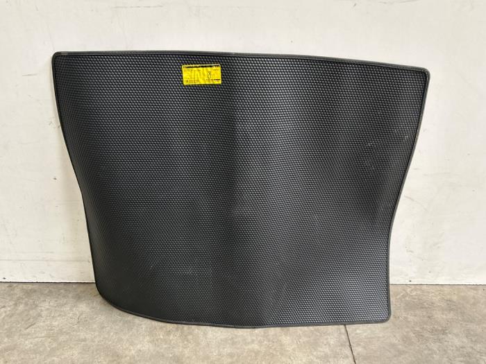 Coffre tapis Mercedes EQB