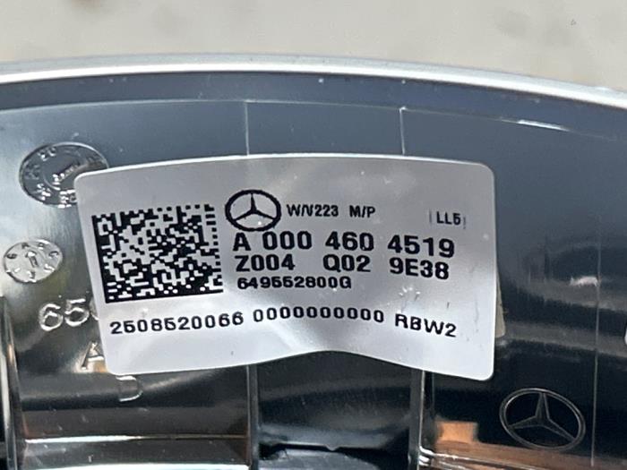 Volante Mercedes EQB