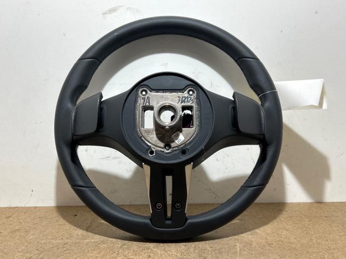Volante Mercedes EQB