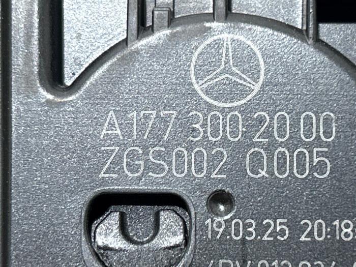 Gaspedaal Mercedes EQB
