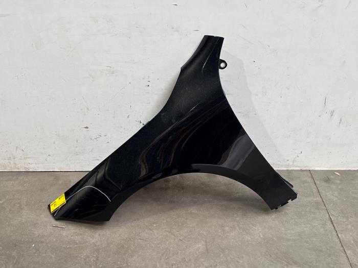 Front wing, left Mercedes CLA