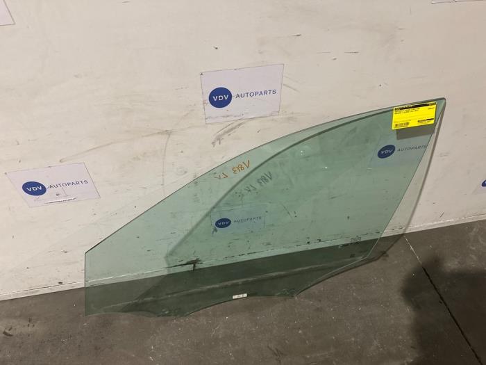 Door window 4-door, front left Mercedes C-Klasse
