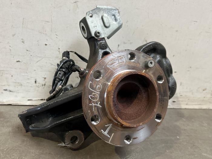 Knuckle, front right Mercedes Sprinter