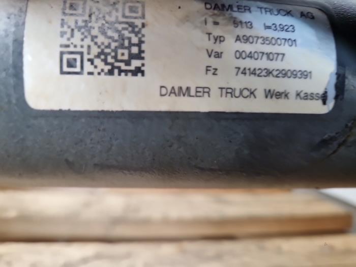 Os tylna napedu na tylne kola Mercedes Sprinter