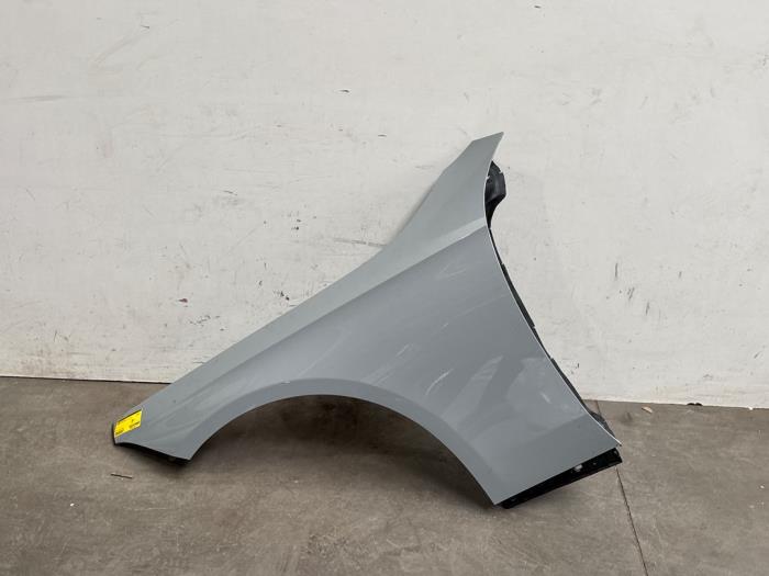 Front wing, left Mercedes CLE-Klasse