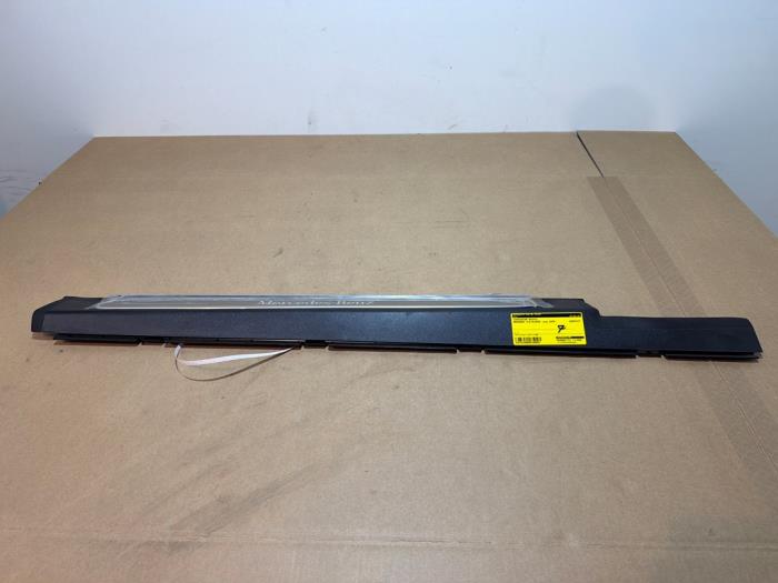 Step insert, right Mercedes CLE-Klasse