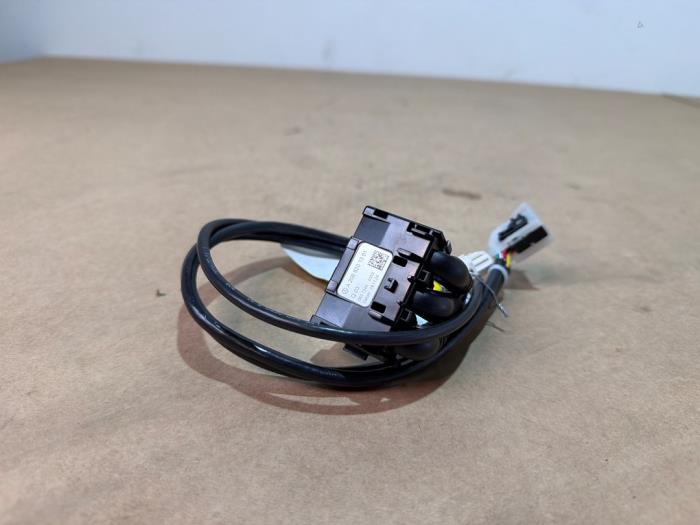 Connexion USB Mercedes CLE-Klasse