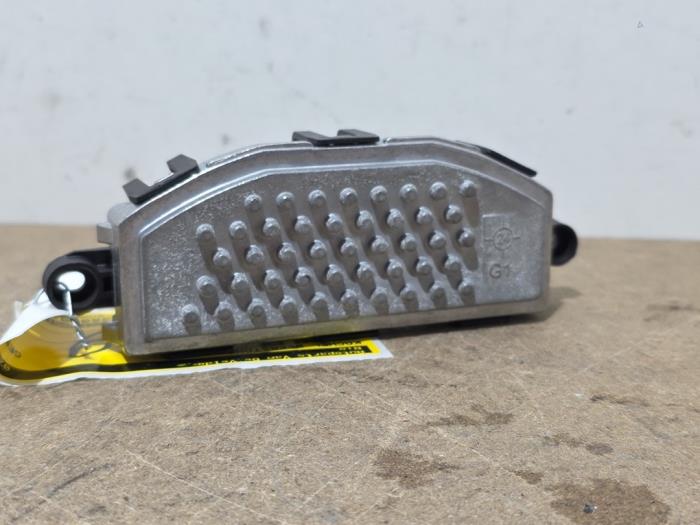 Heater resistor Mercedes EQB
