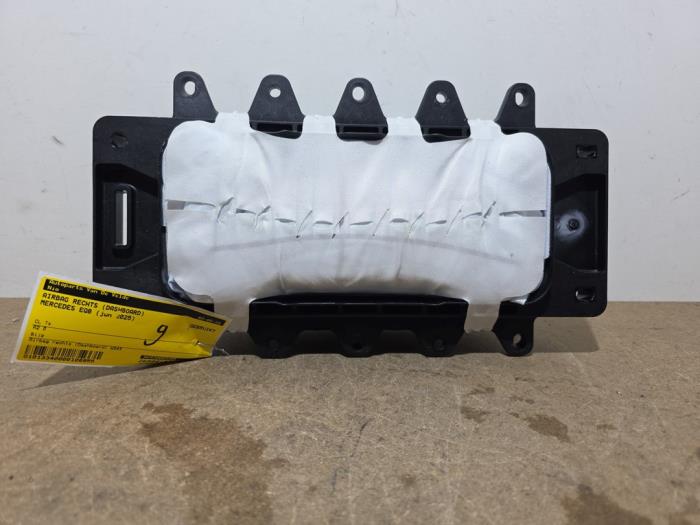 Airbag droite (tableau de bord) Mercedes EQB