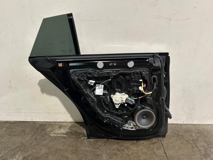 Rear door 4-door, left Mercedes CLA